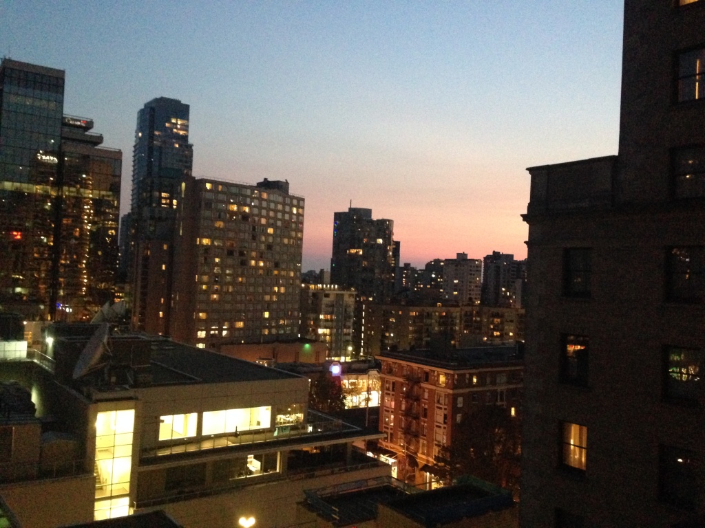 Vancouver-Sunset-The-Fairmont-Hotel