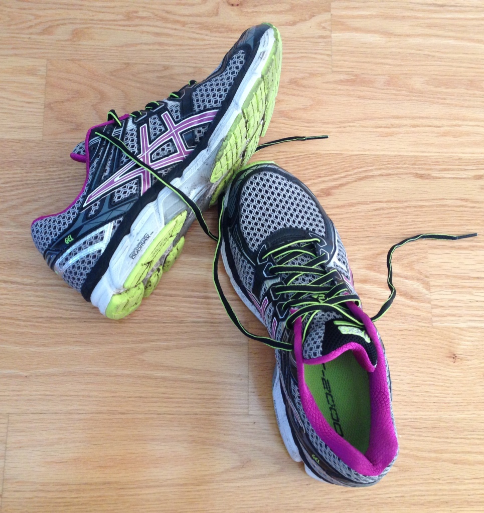 Stinky running shoes sale