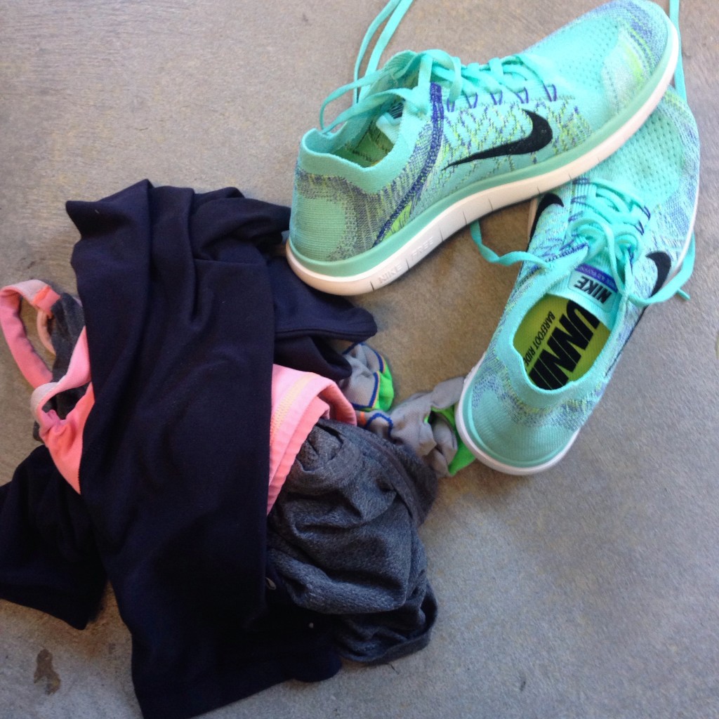 lululemon-athletic-clothing-teal-nike-frees