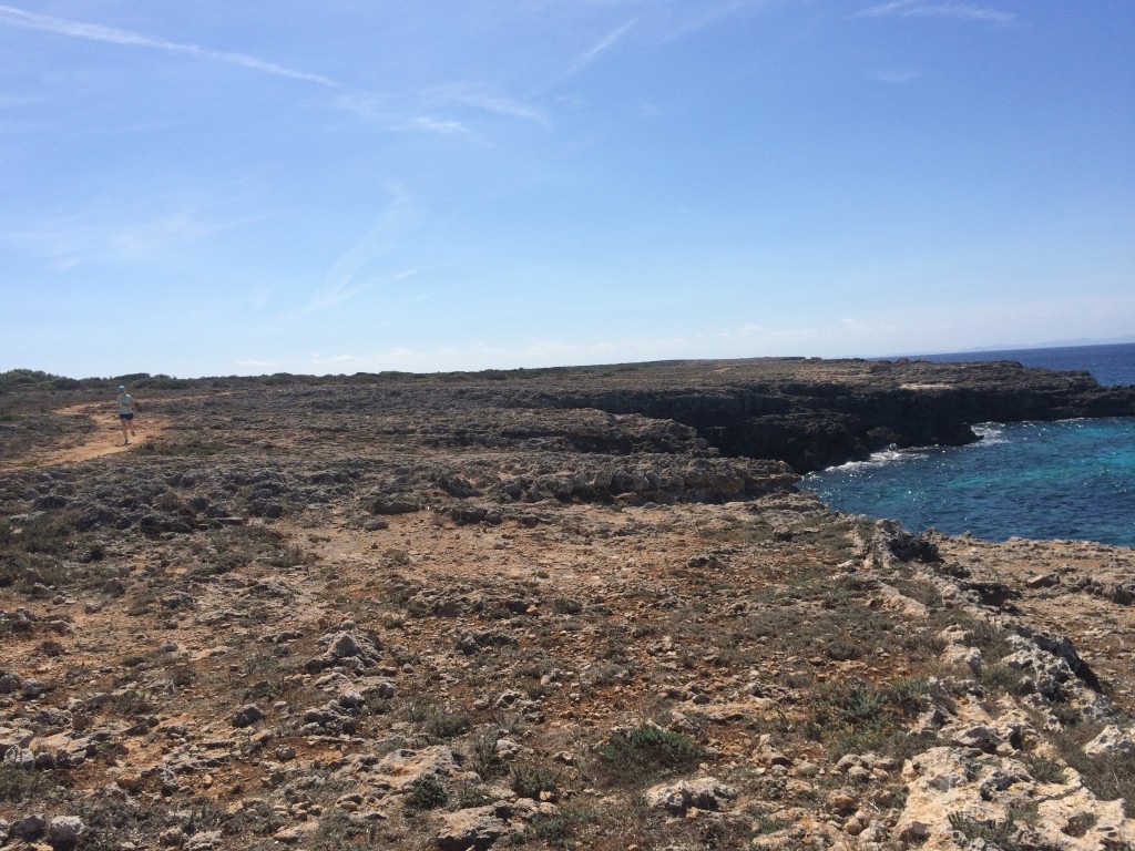 Camí-de-cavalls-Menorca-minorca-cami-de-cavalls-south-of-Ciutadella-running-beach-trail