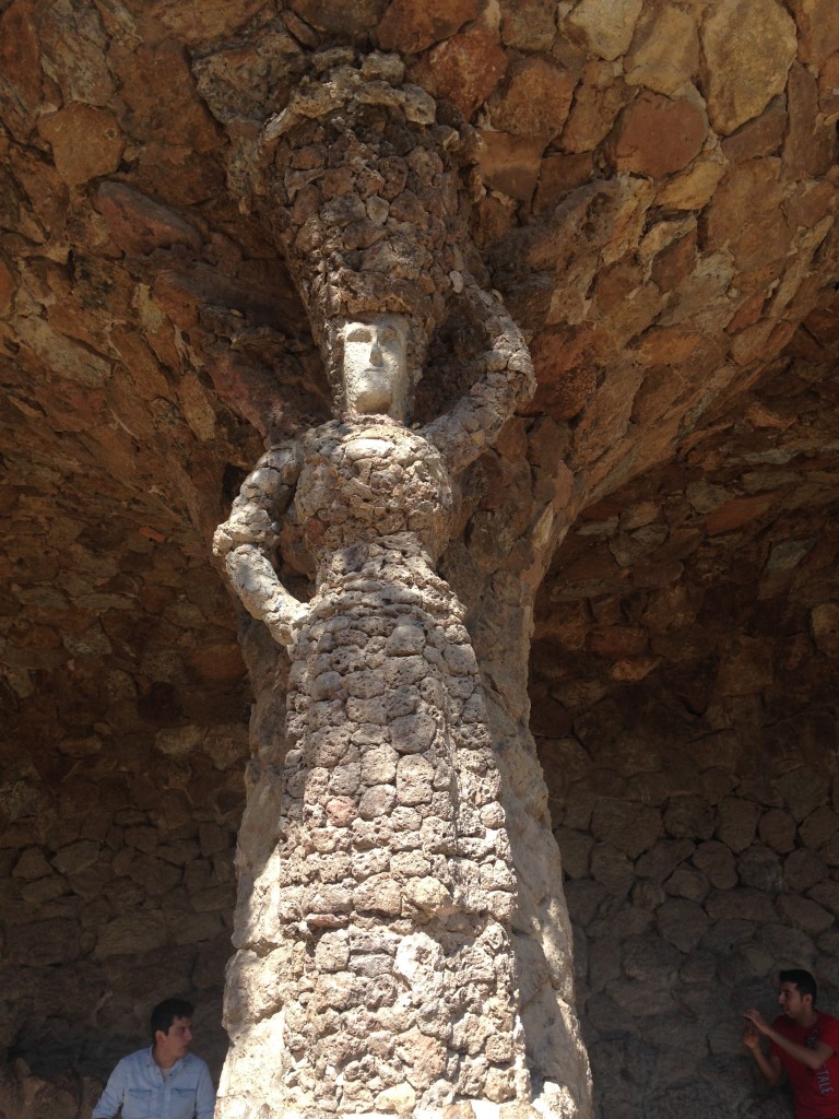 park-guell-washer-woman