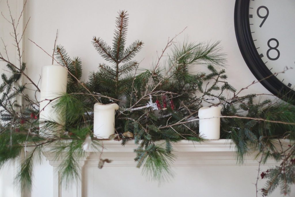 Zero Waste Christmas Decorations – Foraged Garland Style Me Pretty