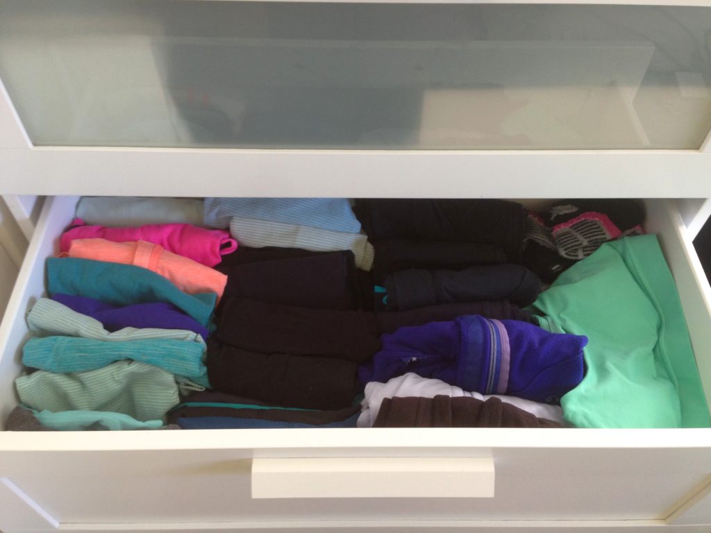 small-space-clothing-storage-dresser-drawer-organization-KonMari-folding
